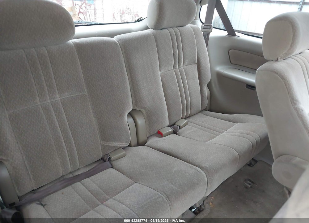 2003 TOYOTA SIENNA CE VIN: 4T3ZF19C13U518840