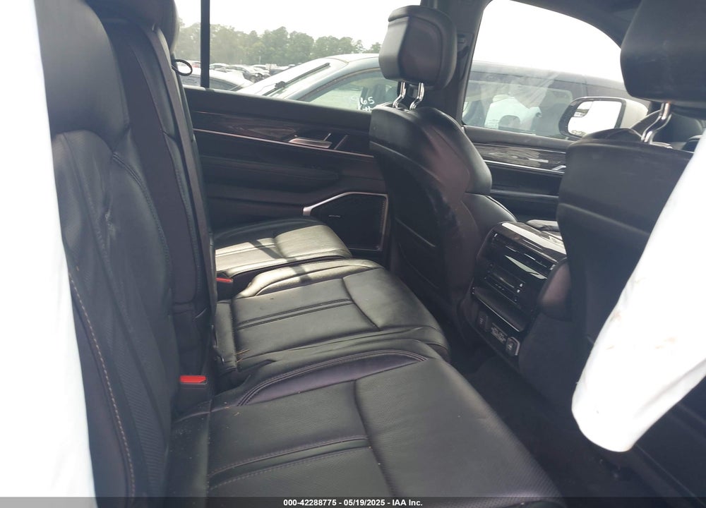 2022 JEEP WAGONEER VIN: 1C4SJVDT0NS211461