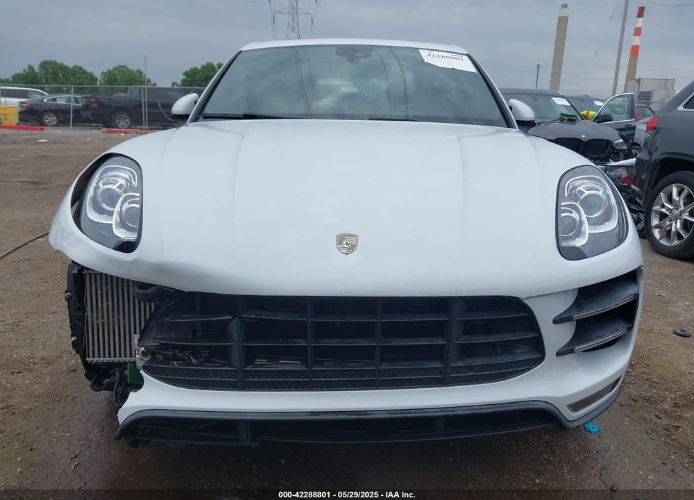 2018 PORSCHE MACAN VIN: WP1AF2A54JLB70790