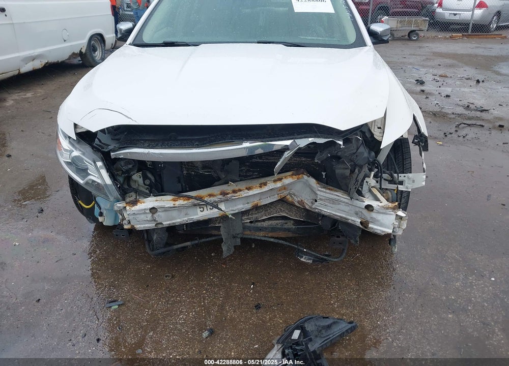 2011 FORD TAURUS LIMITED VIN: 1FAHP2FW5BG123279