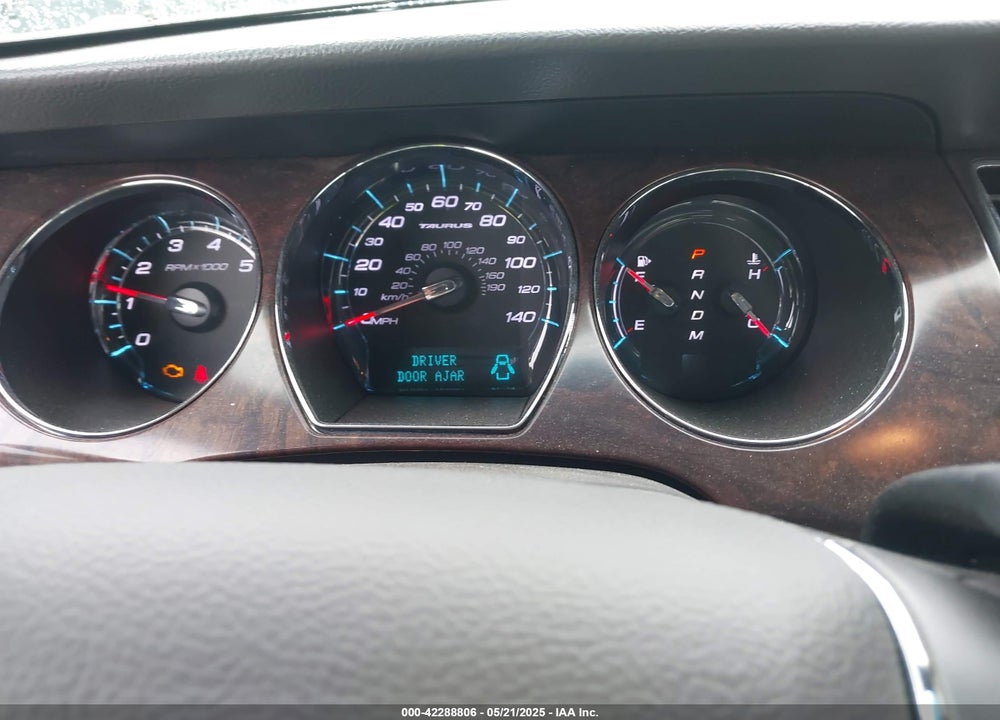 2011 FORD TAURUS LIMITED VIN: 1FAHP2FW5BG123279