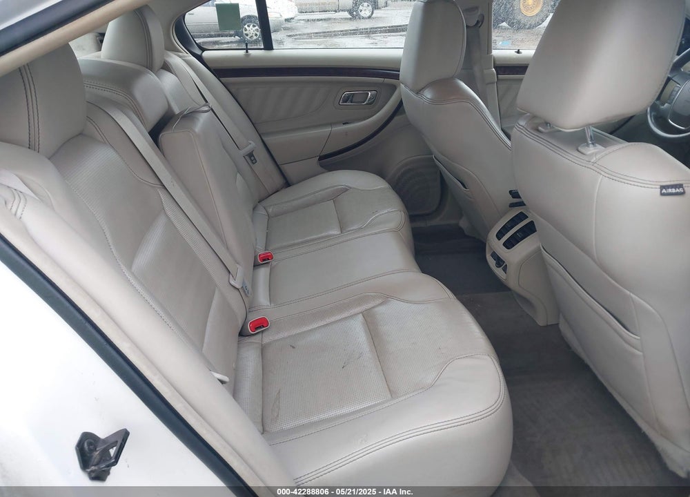 2011 FORD TAURUS LIMITED VIN: 1FAHP2FW5BG123279