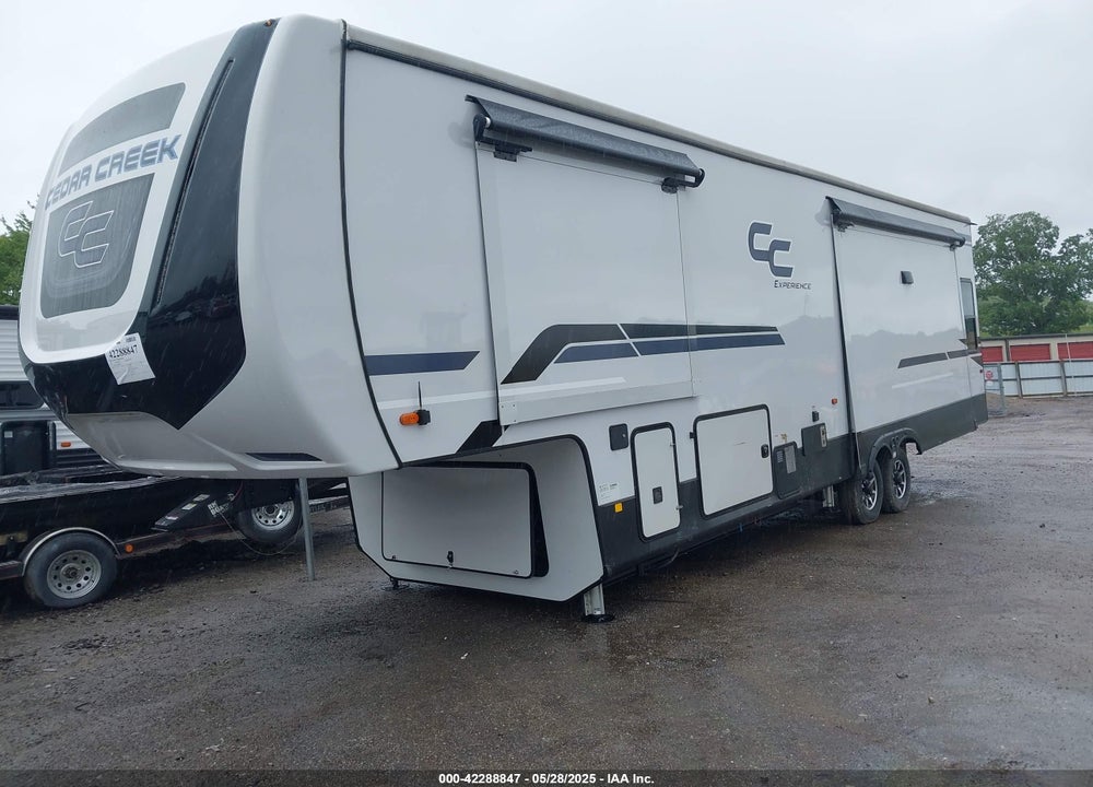 2023 FOREST RIV CEDAR CREE VIN: 4X4FCRK27PS232088