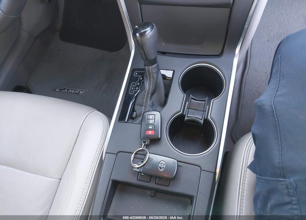 2017 TOYOTA CAMRY XLE V6 VIN: 4T1BK1FK0HU583249