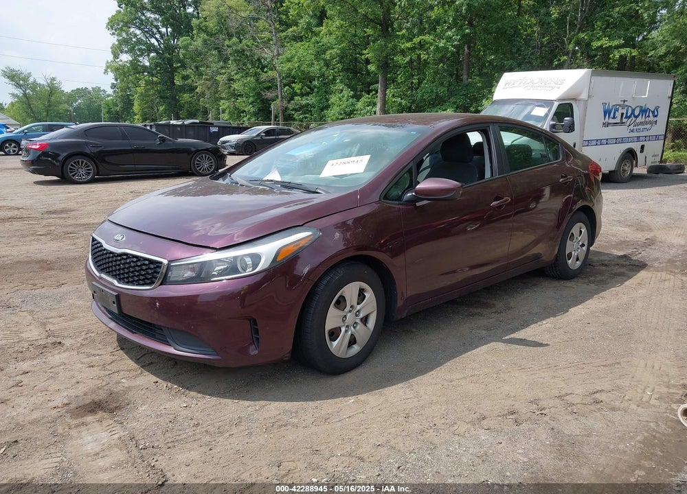2017 KIA FORTE VIN: 3KPFL4A78HE040673