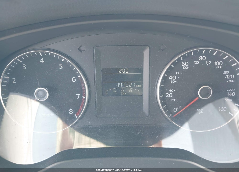 2014 VOLKSWAGEN JETTA 1.8T SE VIN: 3VWD17AJ8EM313717