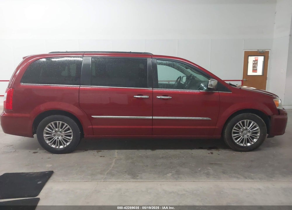 2013 CHRYSLER TOWN & COUNTRY TOURING-L VIN: 2C4RC1CG7DR810542