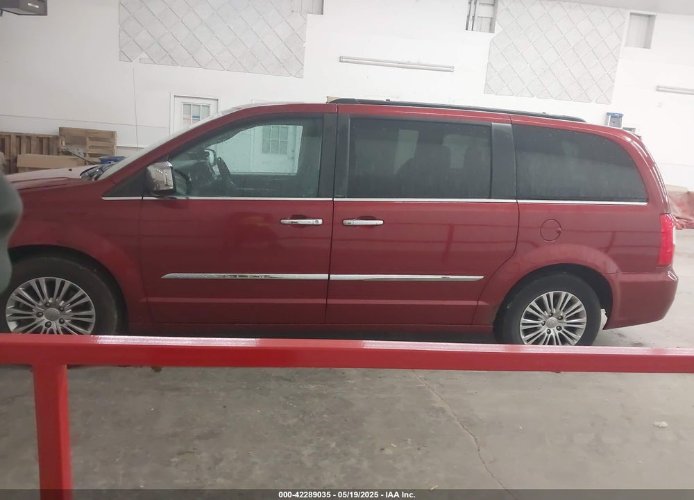 2013 CHRYSLER TOWN & COUNTRY TOURING-L VIN: 2C4RC1CG7DR810542