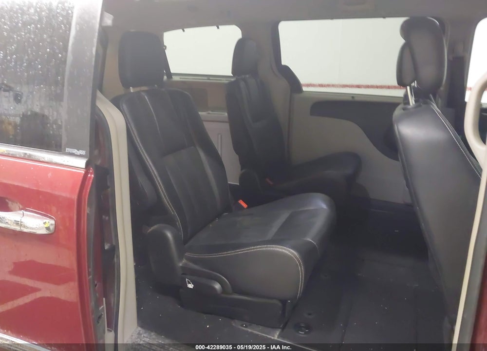 2013 CHRYSLER TOWN & COUNTRY TOURING-L VIN: 2C4RC1CG7DR810542