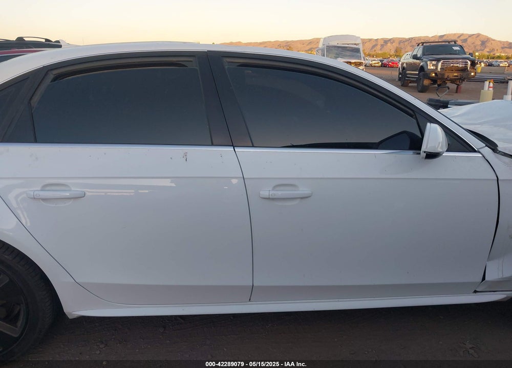 2016 AUDI A4 VIN: WAUAFAFL4GN008607