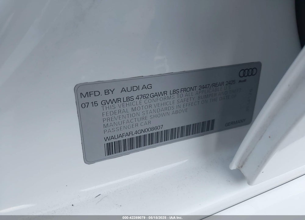 2016 AUDI A4 VIN: WAUAFAFL4GN008607