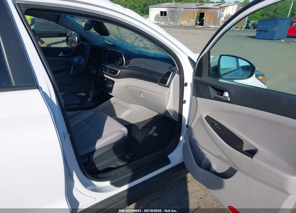 2019 HYUNDAI TUCSON VIN: KM8J2CA42KU006763