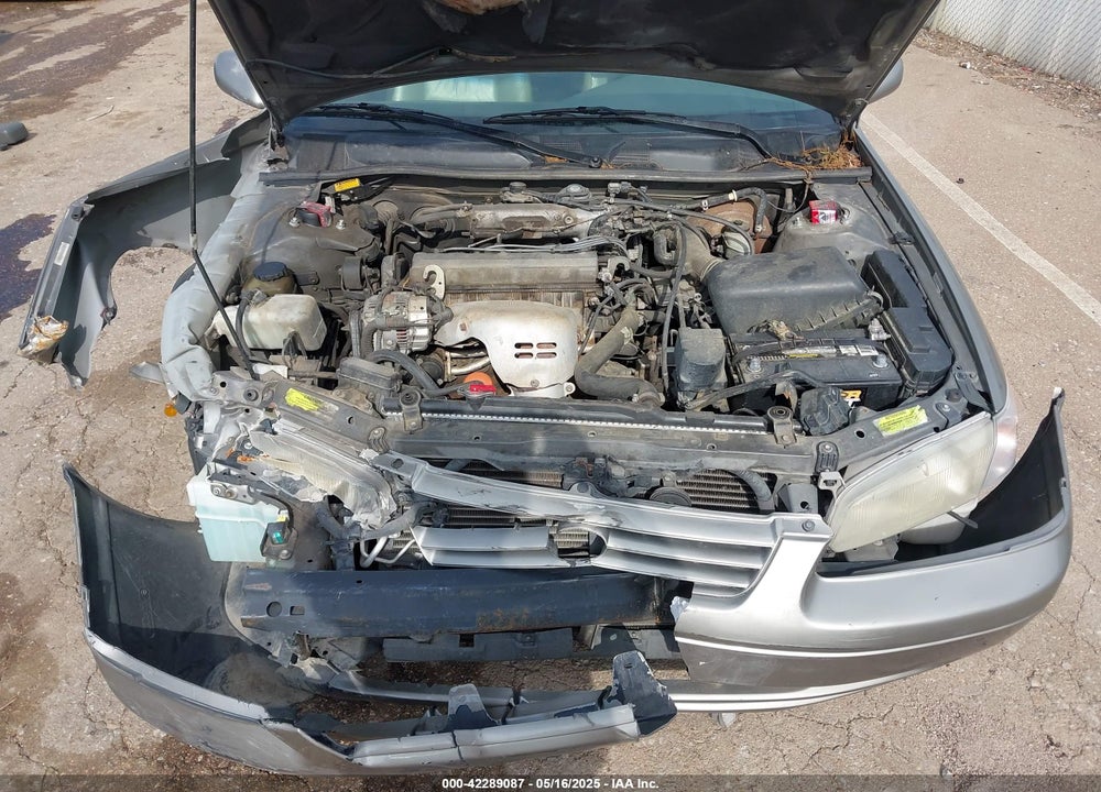 1999 TOYOTA CAMRY LE VIN: JT2BG22K6X0317895