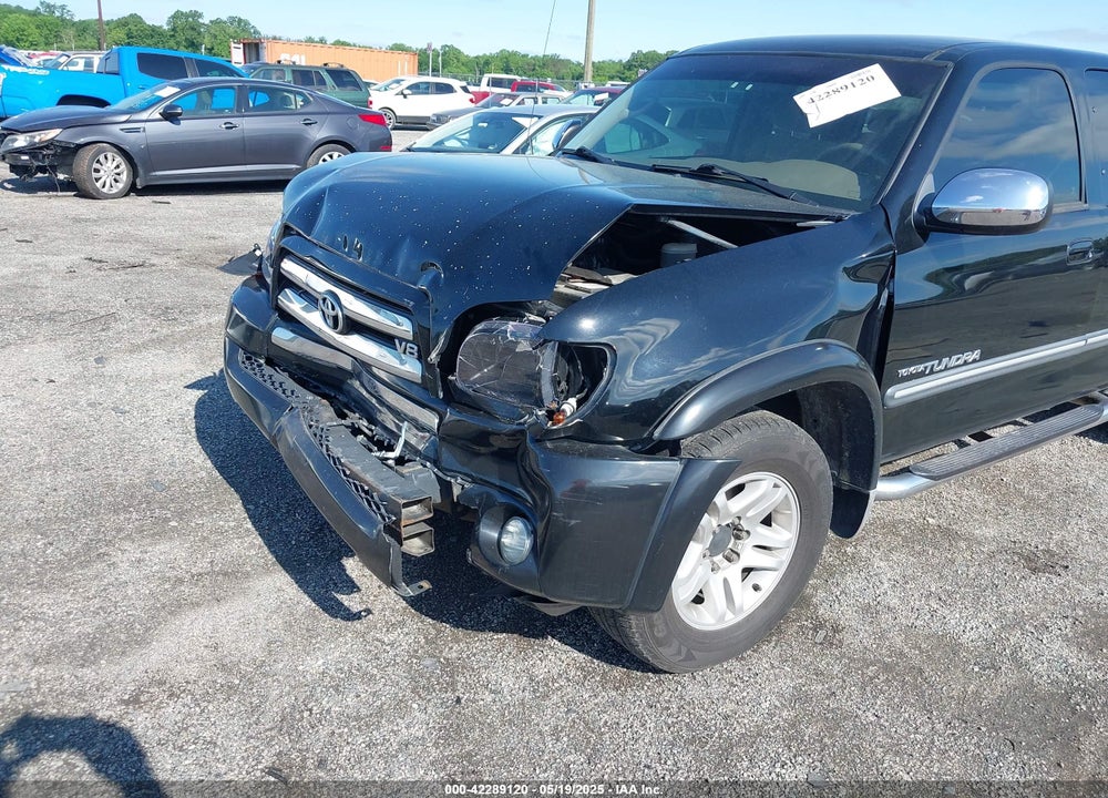 2004 TOYOTA TUNDRA SR5 V8 VIN: 5TBBT44104S442153