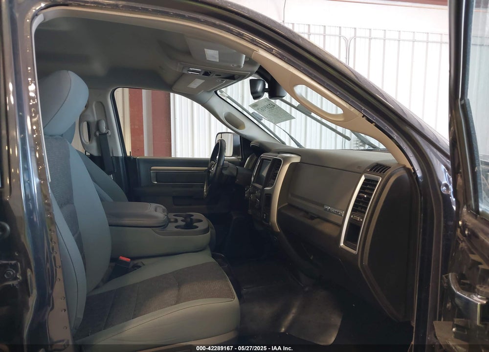 2019 RAM 1500 CLASSIC BIG HORN 4X4 5'7 BOX VIN: 1C6RR7LT9KS534267