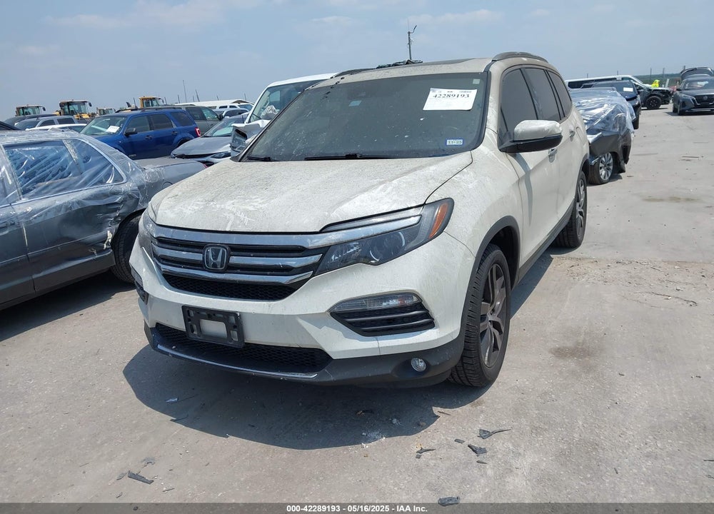 2017 HONDA PILOT VIN: 5FNYF6H93HB007898