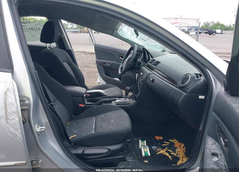 2007 MAZDA 3 VIN: JM1BK12F571734406