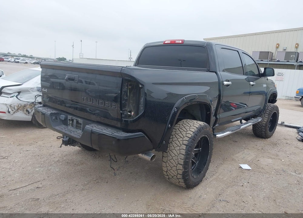 2018 TOYOTA TUNDRA PLATINUM 5.7L V8 VIN: 5TFAW5F18JX715214