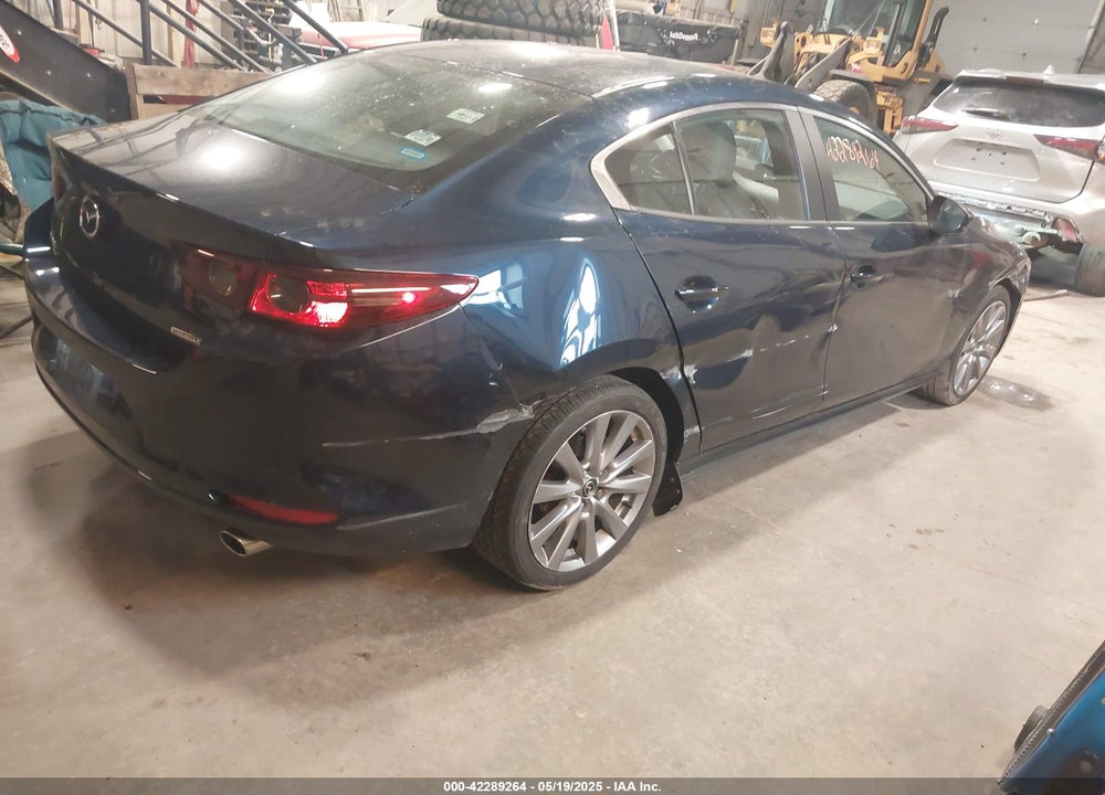 2021 MAZDA 3 PREFERRED VIN: 3MZBPBCLXMM251212