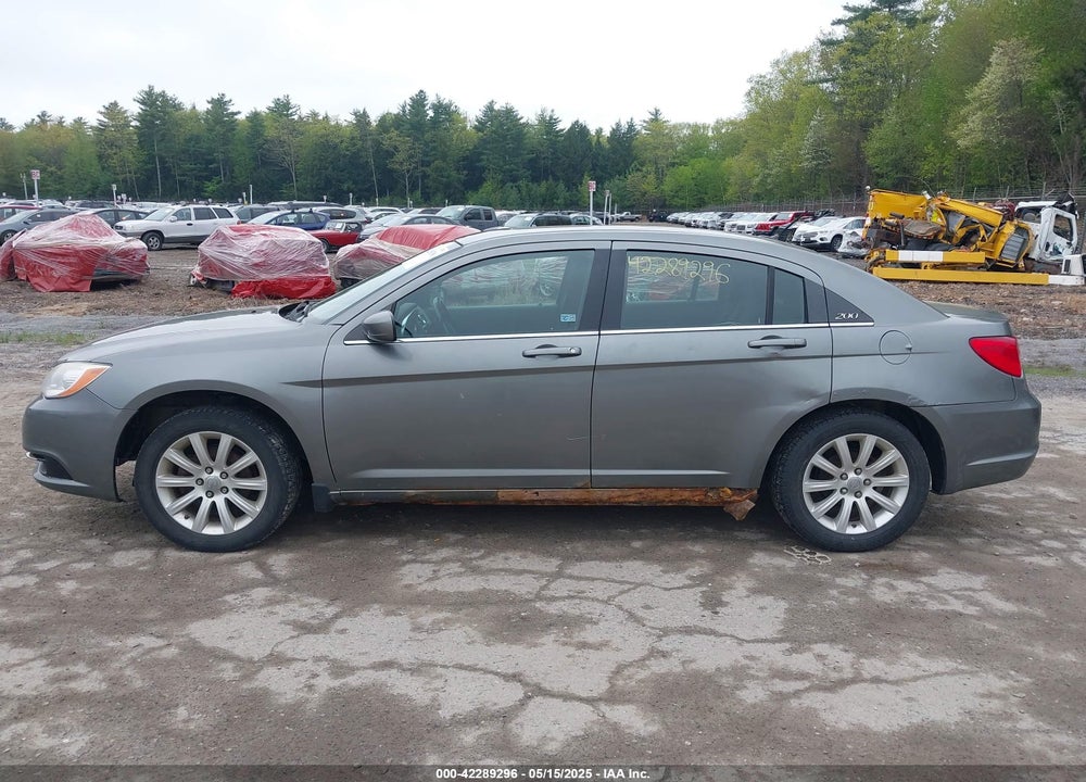 2012 CHRYSLER 200 TOURING VIN: 1C3CCBBB7CN185058