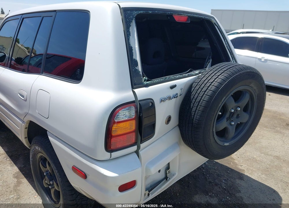 1999 TOYOTA RAV4 VIN: JT3HP10V5X7133066