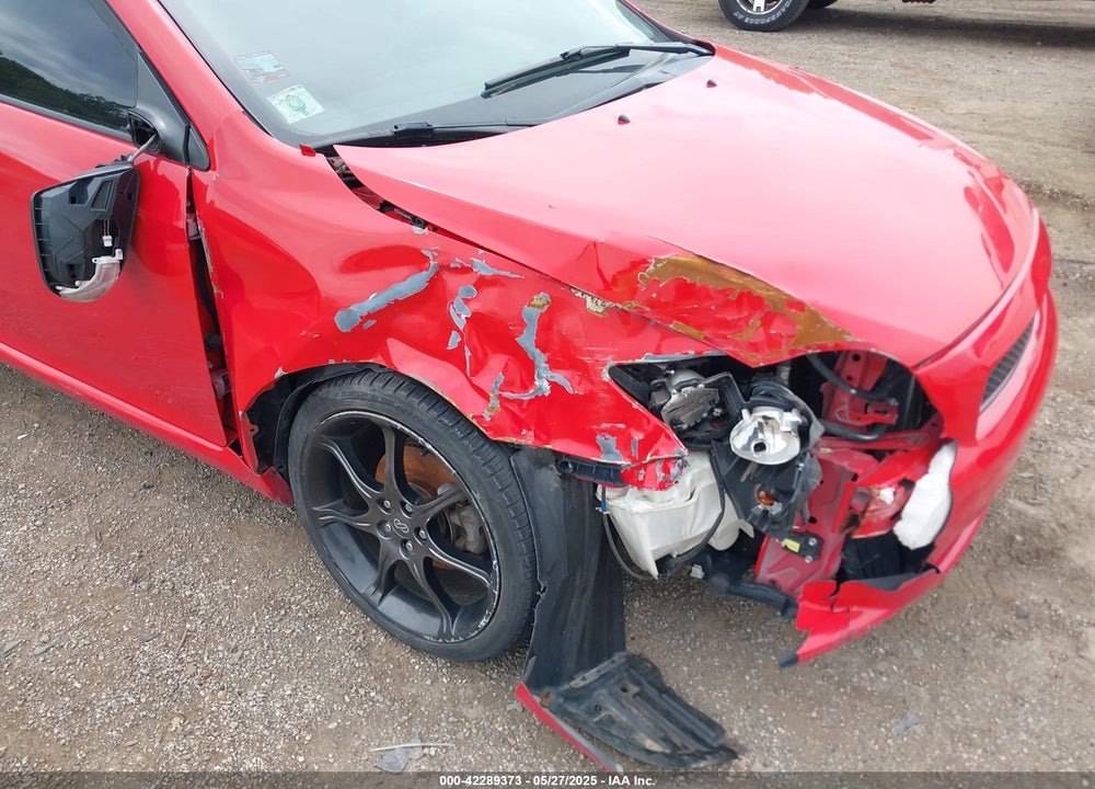 2005 SCION TC VIN: JTKDE167950048710