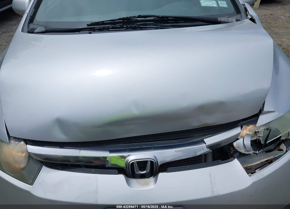 2008 HONDA CIVIC VIN: 2HGFA16558H322853
