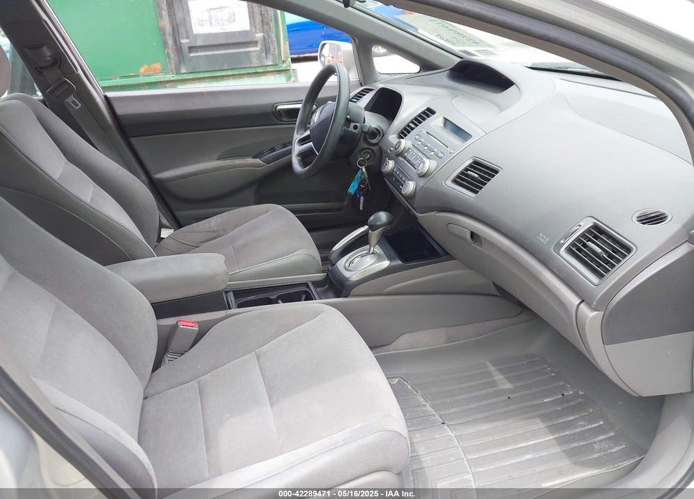 2008 HONDA CIVIC VIN: 2HGFA16558H322853