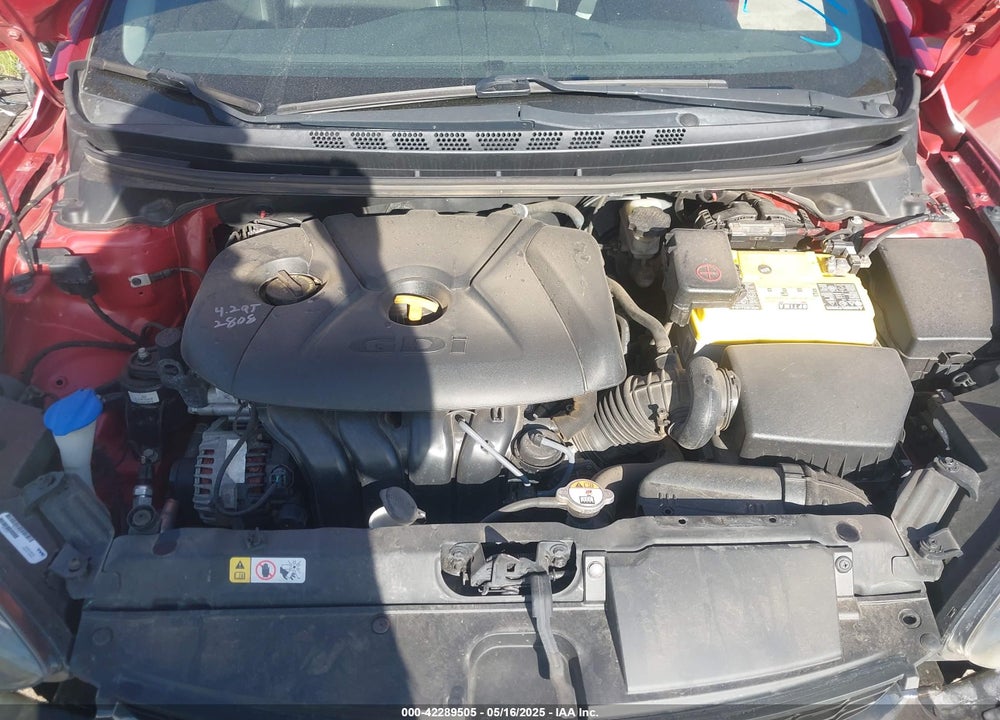 2014 HYUNDAI ELANTRA VIN: KMHDH6AH3EU024029