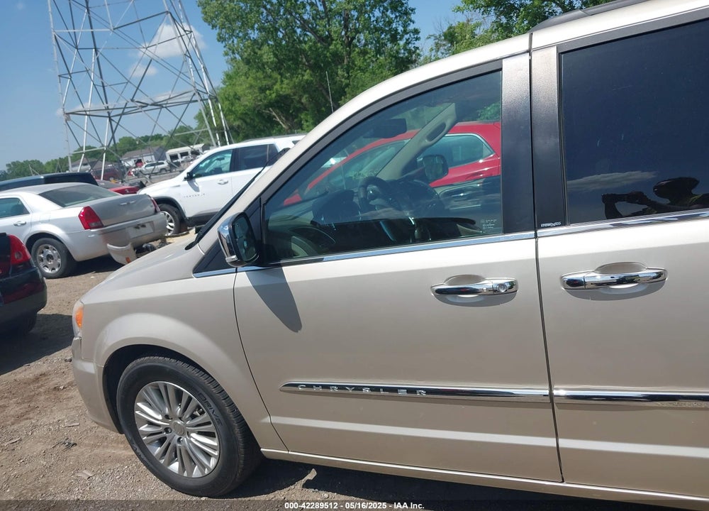 2014 CHRYSLER TOWN & COUNTRY TOURING-L VIN: 2C4RC1CG1ER107844