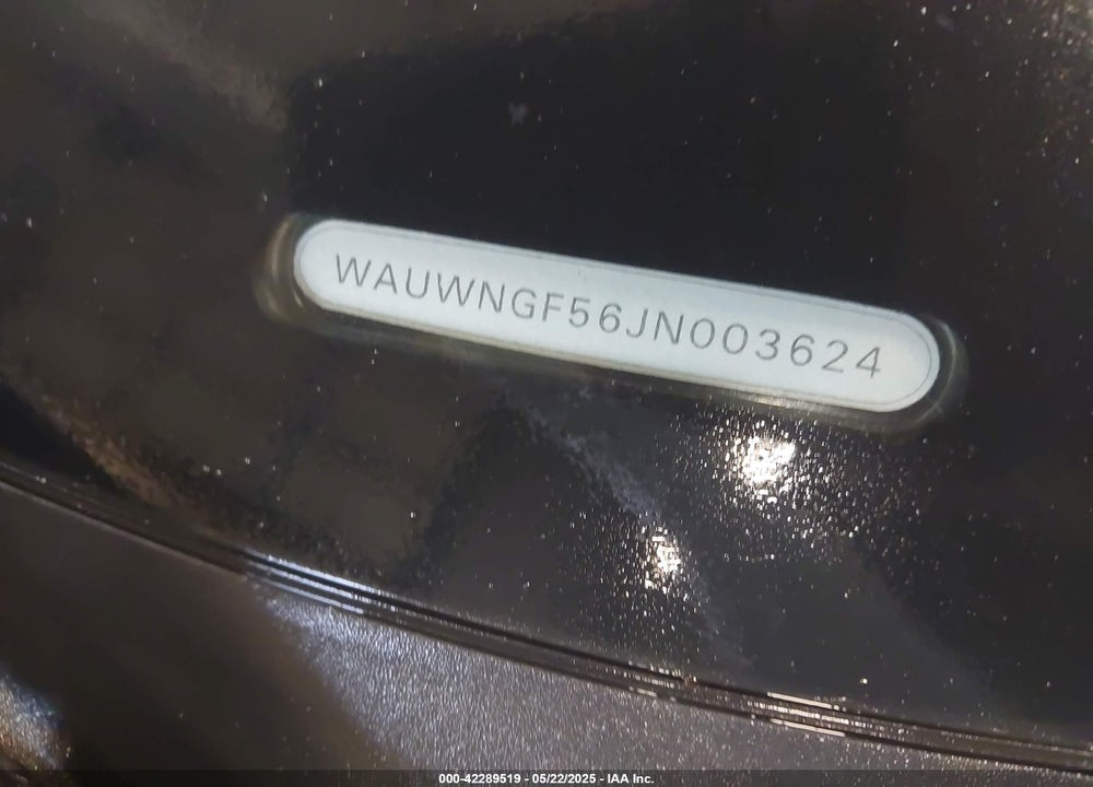 2018 AUDI A5 VIN: WAUWNGF56JN003624