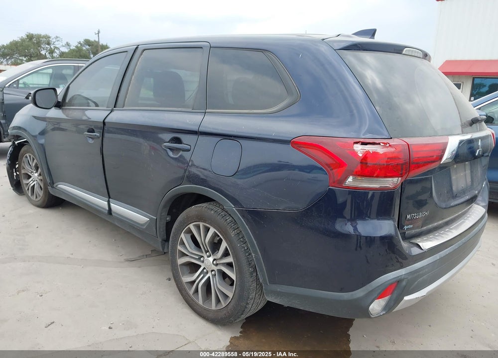 2017 MITSUBISHI OUTLANDER VIN: JA4AD3A31HZ065363