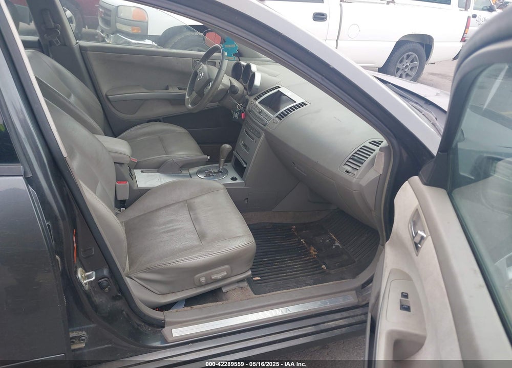 2005 NISSAN MAXIMA 3.5 SE VIN: 1N4BA41E25C830336