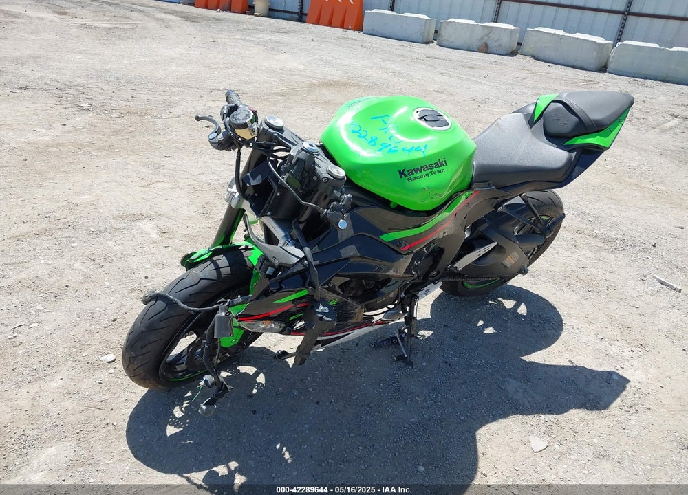 2021 KAWASAKI ZX636 K VIN: JKBZXJG15MA014621