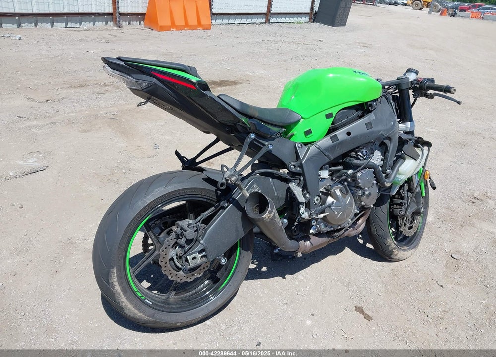 2021 KAWASAKI ZX636 K VIN: JKBZXJG15MA014621