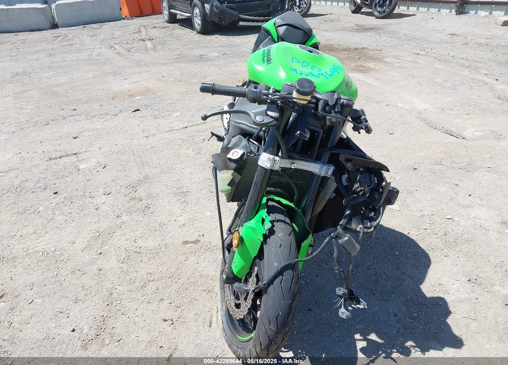 2021 KAWASAKI ZX636 K VIN: JKBZXJG15MA014621
