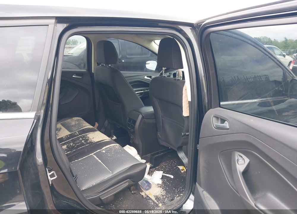 2017 FORD ESCAPE VIN: 1FMCU0GD3HUE22256