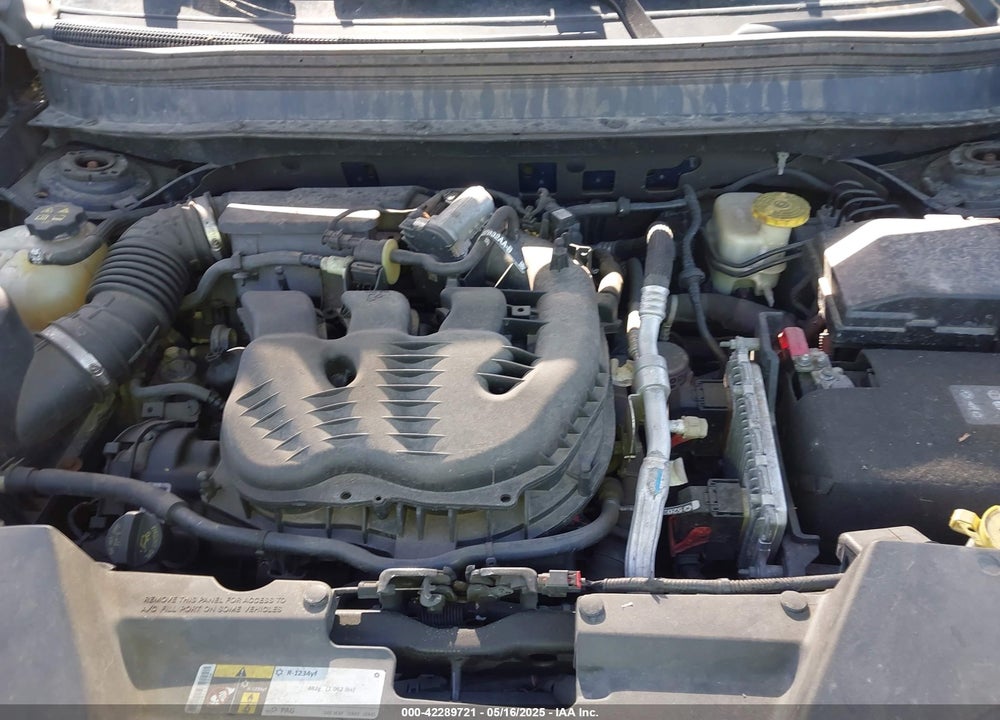 2014 JEEP CHEROKEE LATITUDE VIN: 1C4PJLCS8EW221232