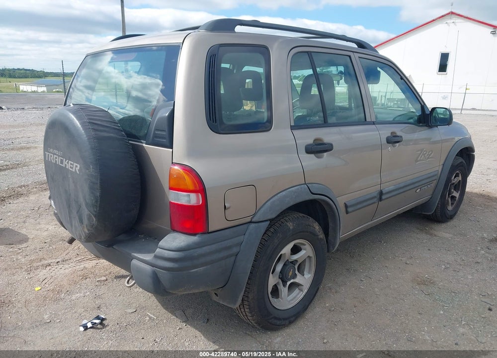 2002 CHEVROLET TRACKER HARD TOP ZR2 VIN: 2CNBJ734526932987