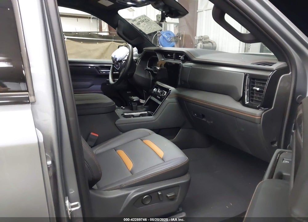 2025 GMC SIERRA 1500 4WD SHORT BOX AT4 VIN: 3GTUUEE86SG154454