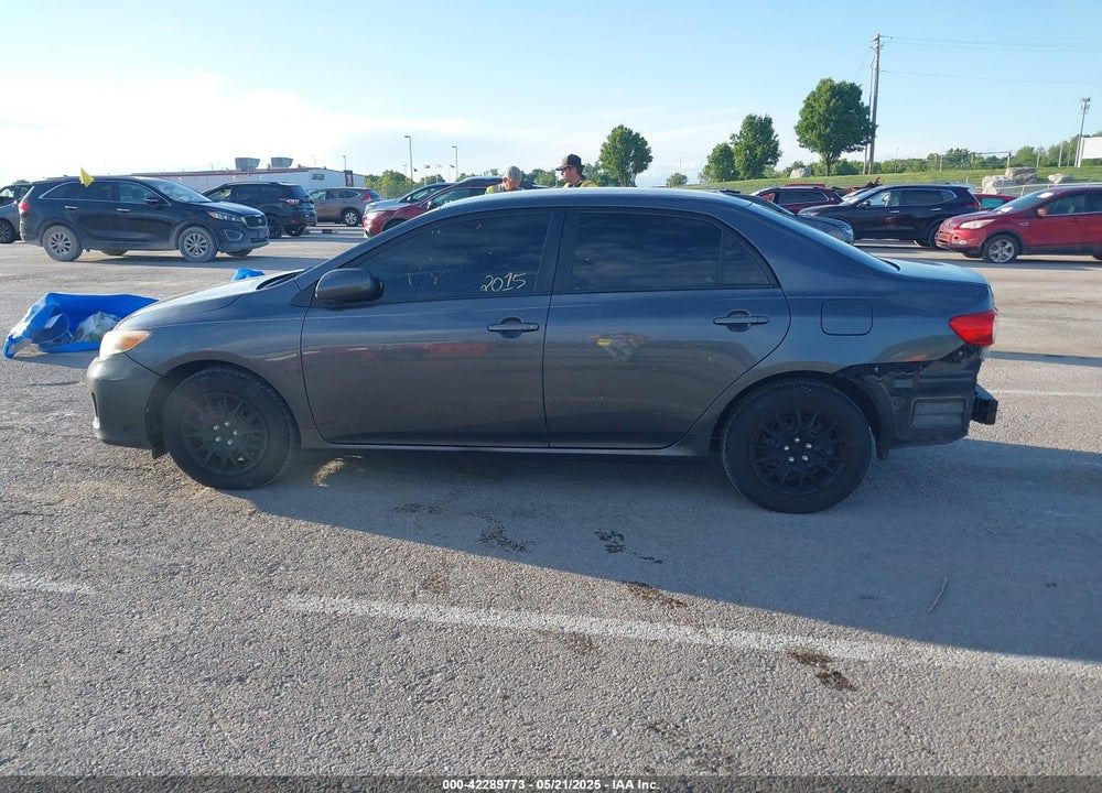 2011 TOYOTA COROLLA LE VIN: 2T1BU4EE1BC677625