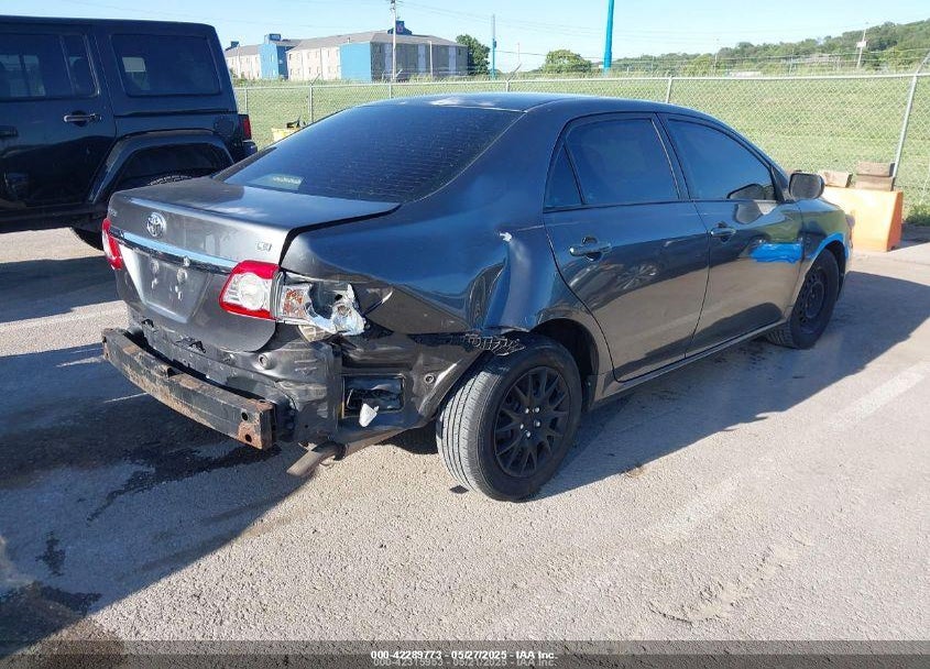2011 TOYOTA COROLLA LE VIN: 2T1BU4EE1BC677625
