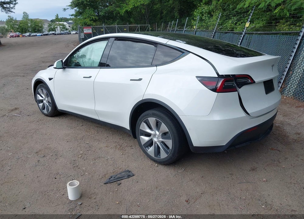 2021 TESLA MODEL Y VIN: 5YJYGAED8MF173496