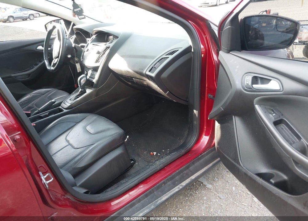 2015 FORD FOCUS VIN: 1FADP3K29FL274226