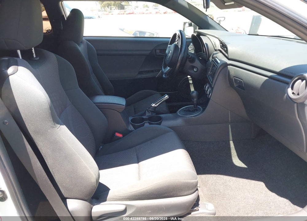 2013 SCION TC VIN: JTKJF5C70D3063816