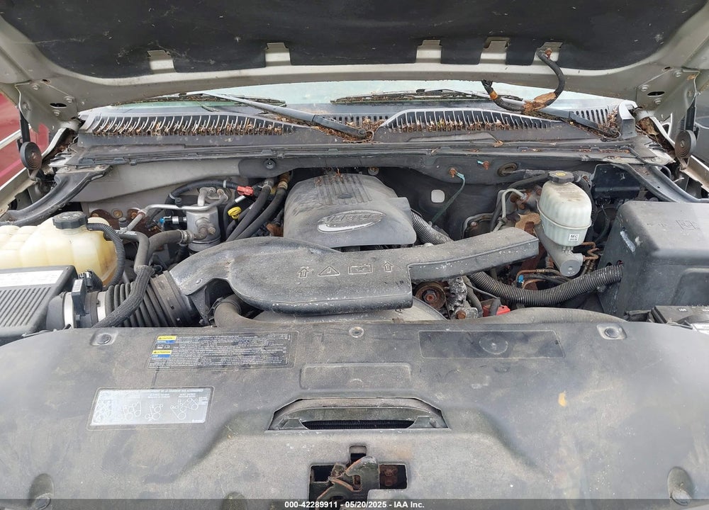 2004 CHEVROLET TAHOE LS VIN: 1GNEK13ZX4R286190