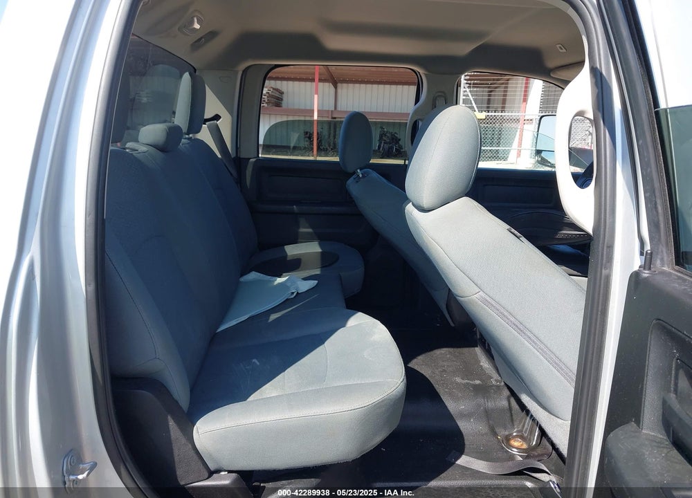 2018 RAM 3500 TRADESMAN  4X4 8' BOX VIN: 3C63RRGL3JG360875