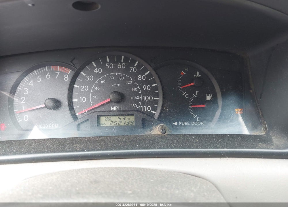 2007 TOYOTA COROLLA CE VIN: 2T1BR32E47C852361