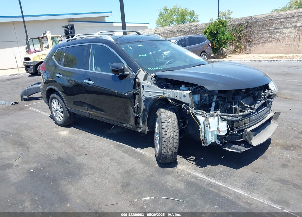 2019 NISSAN ROGUE SV VIN: JN8AT2MT8KW261182