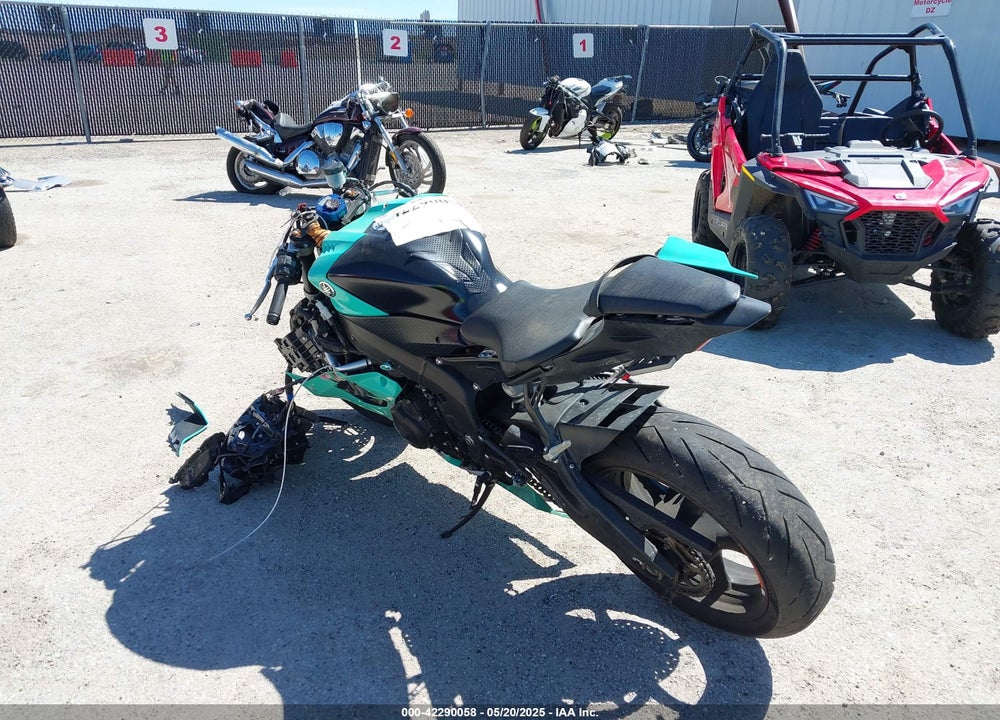 2020 YAMAHA YZFR6 VIN: JYARJ28E8LA006011